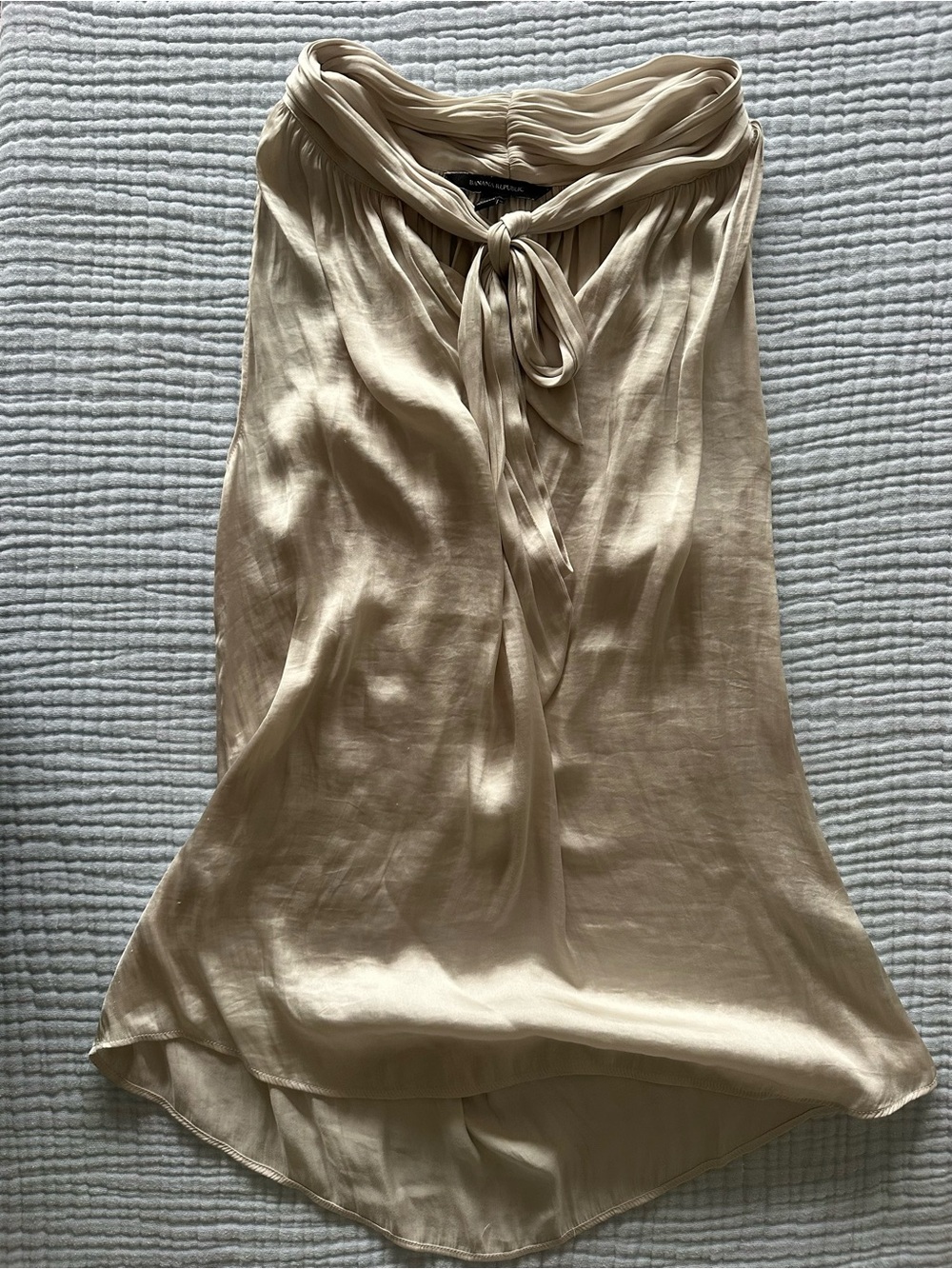 Banana republic high neck satin tank